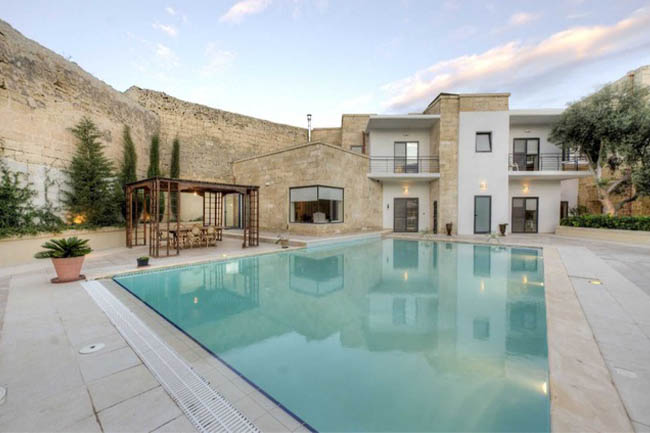 Zebbug House of Character